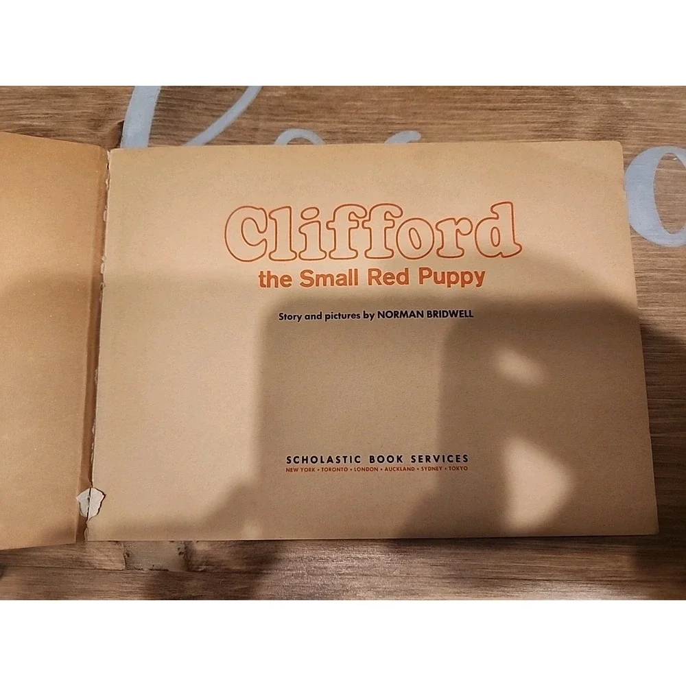 VTG Clifford by Norman Bridwell-the‎ Small Red Puppy-1972 - 1st Printing-Sept